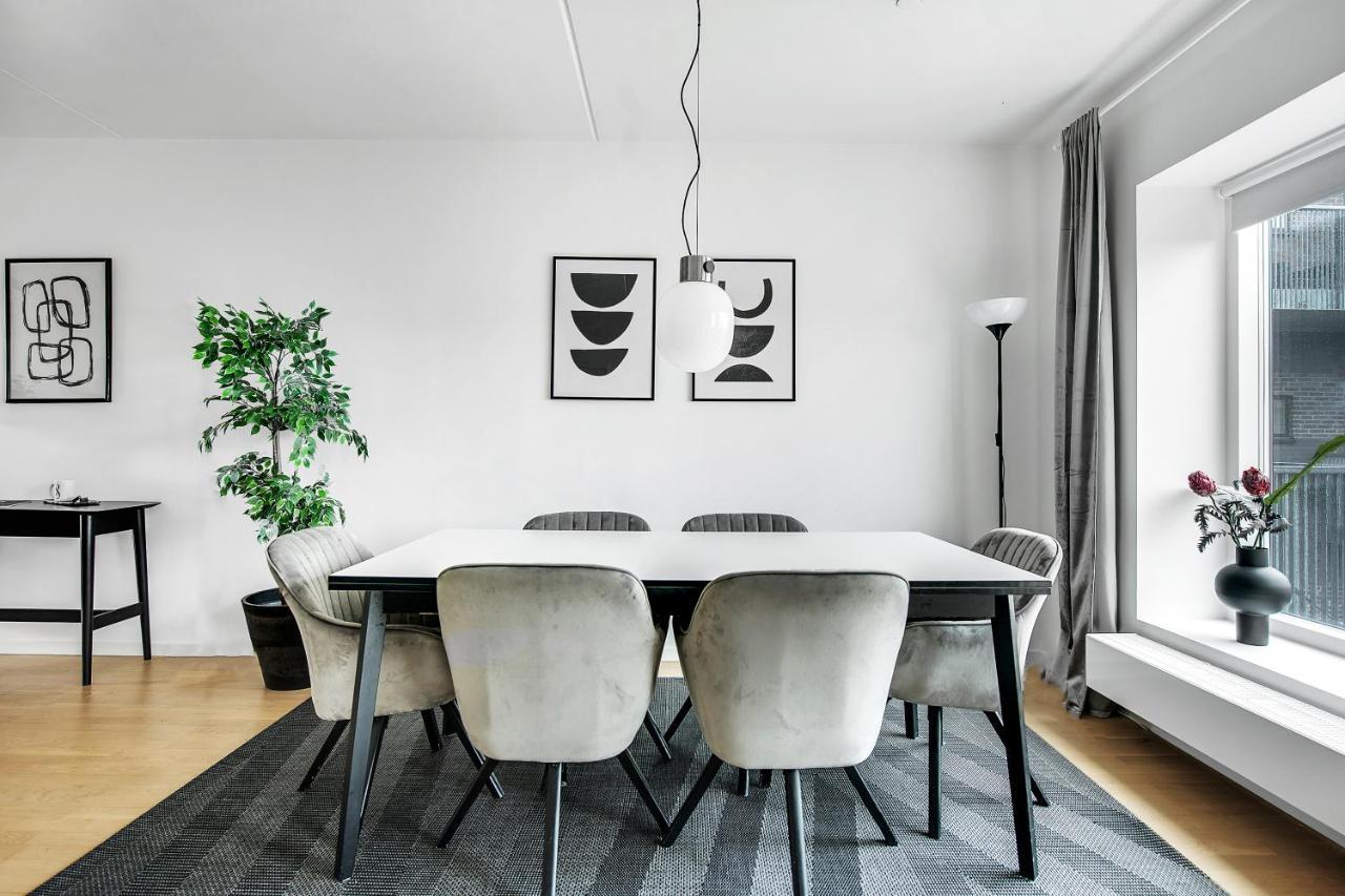 Lejlighed Sanders Arena - Inviting Three-bedroom Close To Metro Station